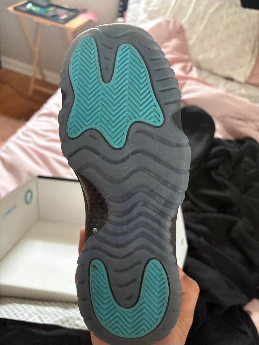 Gamma Retro Jordan 11 GS - Picture 2 of 7